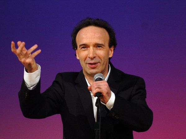 Roberto Benigni in Rai per 6 milioni di euro tra Dante e Costituzione - 16/11/2012