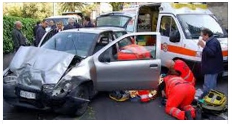 IL COMICO E' VIVO PER MIRACOLO: SI E' SCHIANTATO CON LA SUA AUTO E... - 06/04/2017
