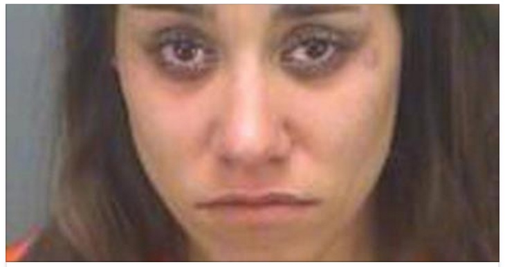 CHIEDE AL SUO EX DI FARE SESSO, LUI NON RISPONDE: LA FOLLE SCENA - 12/06/2017