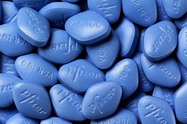 ARRIVA LO YUGURT AL VIAGRA: ECCO L'INCREDIBILE INVENZIONE DI UN ITALIANO - 13/07/2017