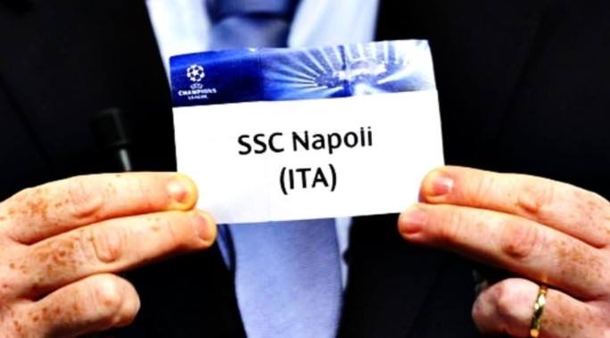 CHAMPIONS, ECCO LE FASCE: CLAMOROSA NOVITA' PER IL NAPOLI - TIFOSI SORPRESI - 03/08/2017