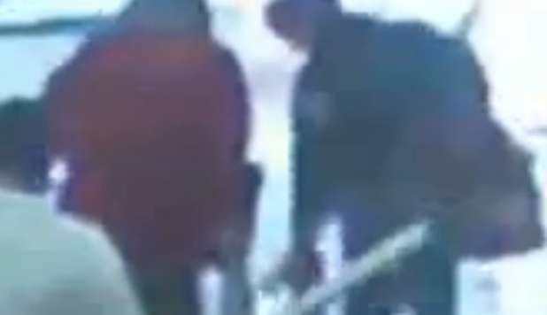 ALUNNO CIECO PRESO PER LE CAVIGLIE: MAESTRE INCASTRATE DA UN VIDEO CHOC - 05/12/2012
