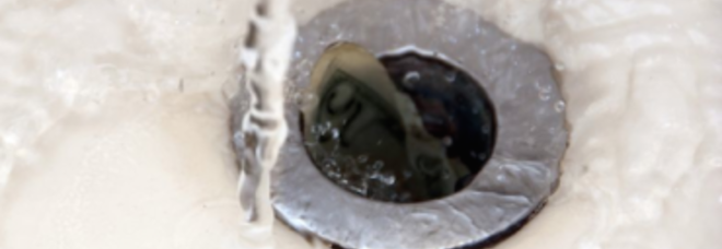 BATTERI FECALI NELL'ACQUA DEL RUBINETTO, E' ALLARME: ''VIETATO BERE E LAVARSI'' - 26/11/2014