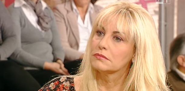 ANTONELLA CLERICI COMMUOVE TUTTI CON LA SUA SCELTA - 27/11/2014
