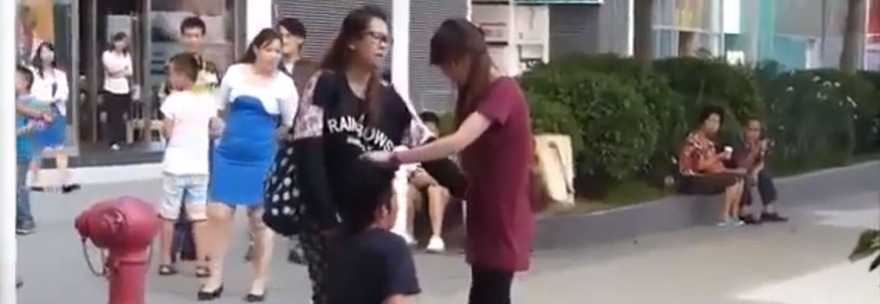 SCHIAFFEGGIA IL FIDANZATO PER STRADA: ''L'AVEVA SCOPERTO CON UN'ALTRA''. ARRESTATA - VIDEO - 09/10/2013