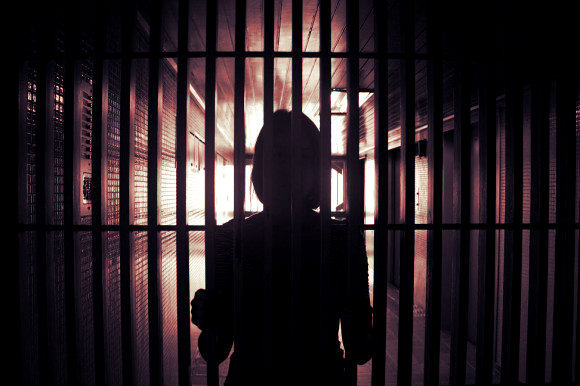 Detenuta da 3 anni in un carcere femminile, resta incinta - 22/10/2013