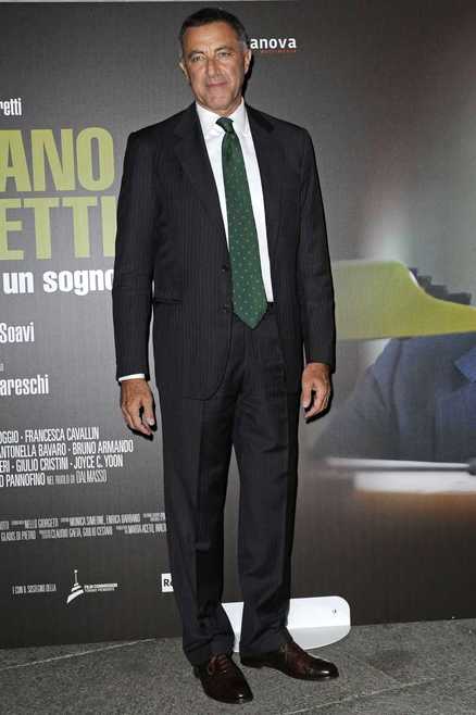 Barbareschi è malato: ''Devo curarmi, abbandono le scene per due mesi'' - 28/10/2013