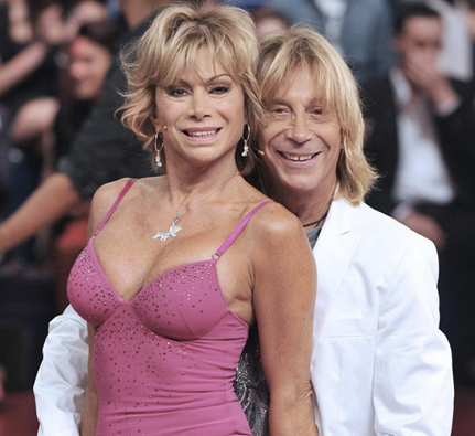 CARMEN RUSSO E ENZO PAOLO TURCHI: L'INASPETTATA DECISIONE DOPO 28 ANNI DI MATRIMONIO - 10/10/2015