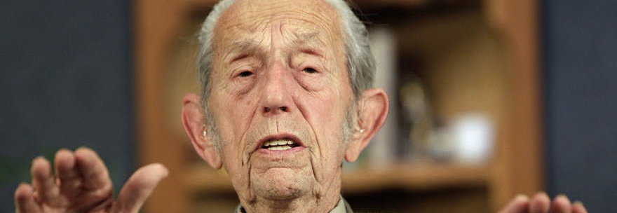 MORTO HAROLD CAMPING, IL PREDICATORE CHE ANNUNCIÒ LA FINE DEL MONDO NEL 2011 - FOTO - 18/12/2013