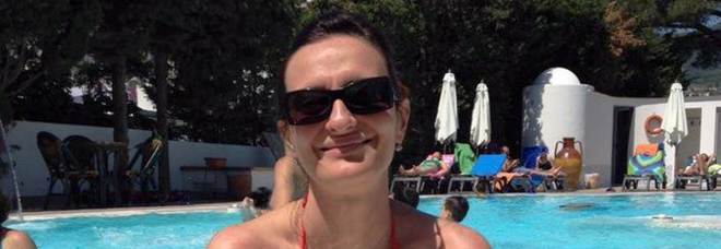 ''SESSO CON ME 4 VOLTE AL MESE'' CONTRATTO SHOCK DELLA SEGRETARIA DI UN ASSESSORE - 20/12/2013