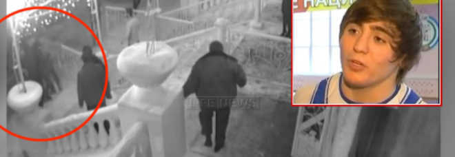 LITE AL NIGHT: IL CAMPIONE DI LOTTA 18ENNE UCCIDE IL MASSAGGIATORE CON UN PUGNO - 22/12/2013