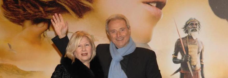 LUTTO PER AMEDEO MINGHI: È MORTA LA MOGLIE ELENA. ERANO SPOSATI DA 40 ANNI, L'ANNUNCIO SU TWITTER -FOTO - 07/01/2014