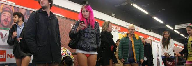 NELLA METRO IN MUTANDE: ''NO PANTS DAY'' IN 60 CITTÀ MONDIALI - 12/01/2014