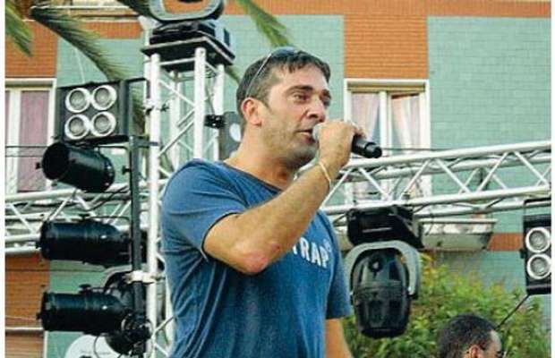 MOLESTIE AI RAGAZZINI DELL'ORATORIO, AGLI ARRESTI IL FONICO DEI '' MODA' '' - 15/01/2014