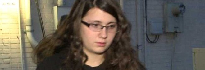 LA CONFESSIONE CHOC DI UNA 19ENNE: ''HO UCCISO DECINE DI PERSONE, QUASI 100'' - FOTO - 17/02/2014