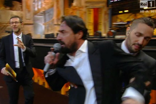 ENNESIMA PROTESTA A SANREMO, SCATTA L'ALLARME - VIDEO - 20/02/2014