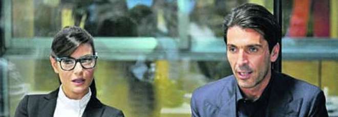 GRANDE STEVENS SHOCK: ''BUFFON IN CRISI CON LA SEREDOVA? TUTTO VERO, ORA ABITA DA ME'' - 21/02/2014