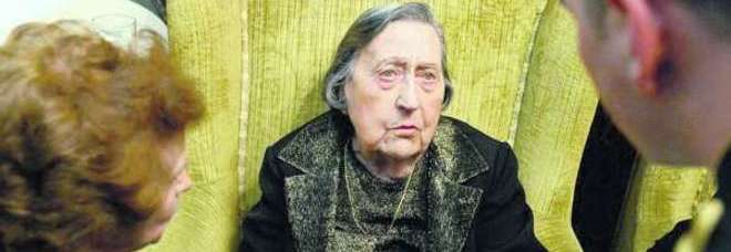 EREDITÀ DI ALBERTO SORDI ALL'AUTISTA, LA SORELLA AURELIA TRADITA DAL SUO AVVOCATO - 27/02/2014