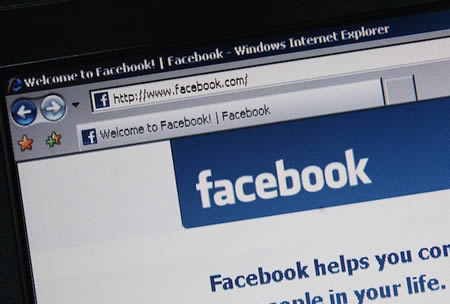 I 9 CRIMINI PIU' STRANI COMMESSI SU FACEBOOK - GUARDA - 24/03/2014