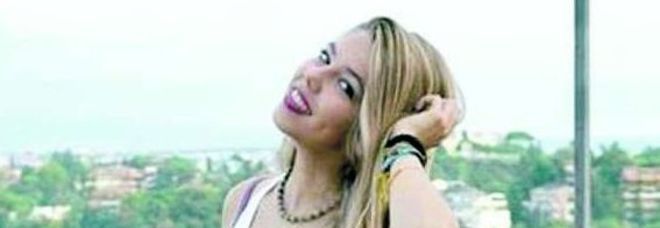 VALENTINA, MUORE A 18 ANNI DOPO L'INCIDENTE: GRAVE L'AMICO CHE GUIDAVA LA MOTO - FOTO - 21/03/2014