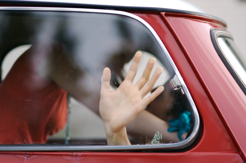 ROMA - ''FA L'AMORE IN AUTO DAVANTI AL BIMBO DI DUE ANNI'': ARRESTATI - 30/03/2014