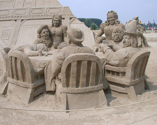 LE 16 SCULTURE DI SABBIA CHE TI FARANNO VENIR VOGLIA DI TORNARE BAMBINO - GUARDA - 31/03/2014