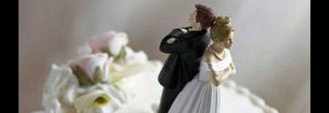 DIVORZIO VELOCE, ANCHE IN 9 MESI PER LE COPPIE SENZA FIGLI MINORENNI - 18/04/2014