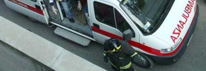 ROMA, BIMBO DI DUE ANNI CADE NELLA PISCINA CONDOMINIALE: È GRAVISSIMO - 01/04/2014