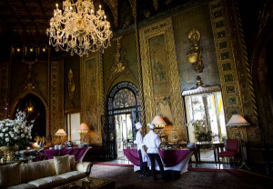 ECCO LE ESCLUSIVE FOTO DELLA LUSSUOSISSIMA VILLA DI DONALD TRUMP - DA RIMANERE ESTERREFATTI - 11/04/2016