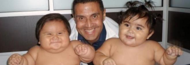 A 10 MESI PESANO QUANTO UN BAMBINO DI 6 ANNI, SANTAIGO E ISABEL SONO I BIMBI PIÙ GRASSI AL MONDO - 07/06/2014
