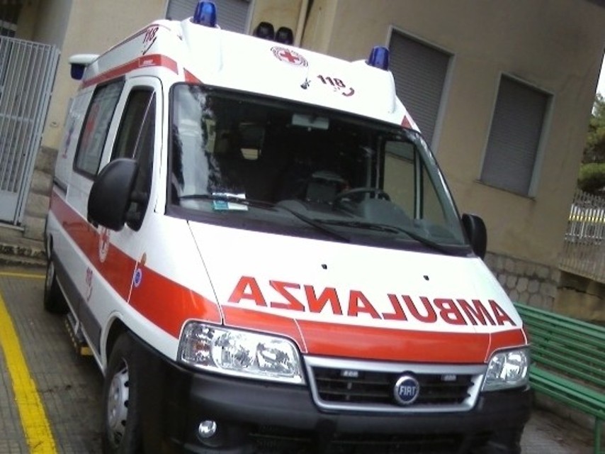 FEBBRE E TOSSE DA MESI: AVEVA INALATO UN PRESERVATIVO - 28/05/2014