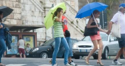 METEO: IN ARRIVO FORTI TEMPORALI PER TUTTO IL PONTE DEL 2 GIUGNO - PREVISIONI - 29/05/2014