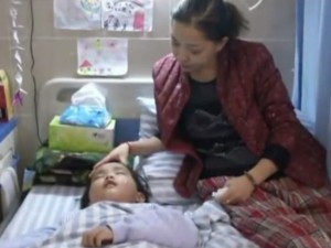 IL BIMBO DI 7 ANNI CHE HA SACRIFICATO LA SUA VITA PER SALVARE LA MADRE - 27/07/2014