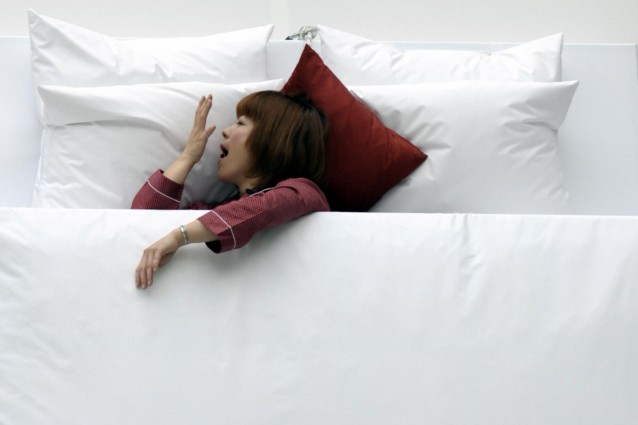 5 COSE DA NON FARE ASSOLUTAMENTE APPENA CI SI SVEGLIA AL MATTINO - GUARDA - 19/06/2014