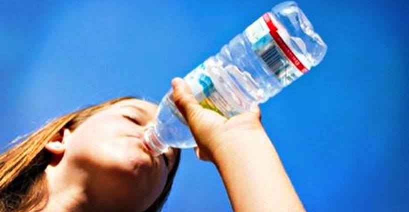 BEVI POCA ACQUA? ECCO GLI EFFETTI NEGATIVI SUL TUO CORPO - 06/09/2014