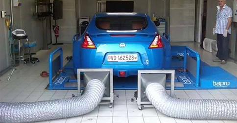 FUNZIONA AD ACQUA INVECE CHE A BENZINA - L'INVENTORE E' ITALIANO - 11/10/2014