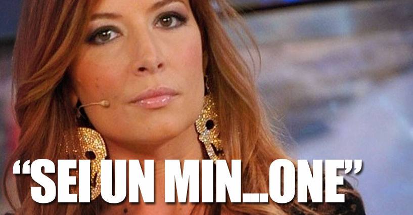 SELVAGGIA LUCARELLI OFFESA PESANTEMENTE: ECCO LA SUA REAZIONE - 01/10/2014