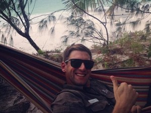 QUESTO RAGAZZO HA IL MIGLIOR LAVORO DEL MONDO. NON CI CREDETE? ECCO COSA FA - 12/11/2014