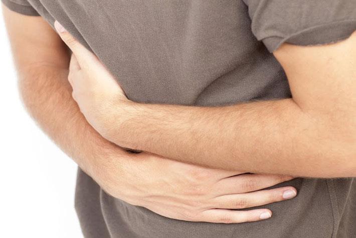 PER ANNI HA SOFFERTO DI DOLORI A SCHIENA E PETTO - QUELLO CHE SCOPRONO IN OSPEDALE LASCIA TUTTI SENZA PAROLE - 15/11/2014