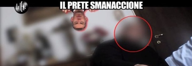 ''IL PRETE SMANACCIONE'' TOCCA L'INVIATO DELLE 'IENE' NELLE PARTI INTIME: PARTONO LE INDAGINI - 06/10/2014