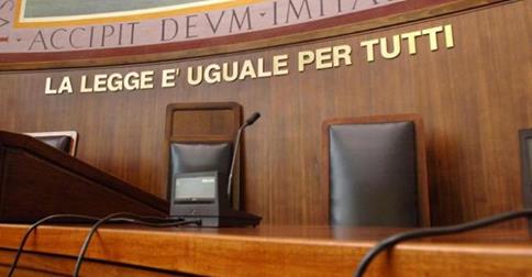 DARE DEL ''NEGRO'' E' REATO, LA CASSAZIONE CONDANNA IMPRENDITORE - 20/11/2014