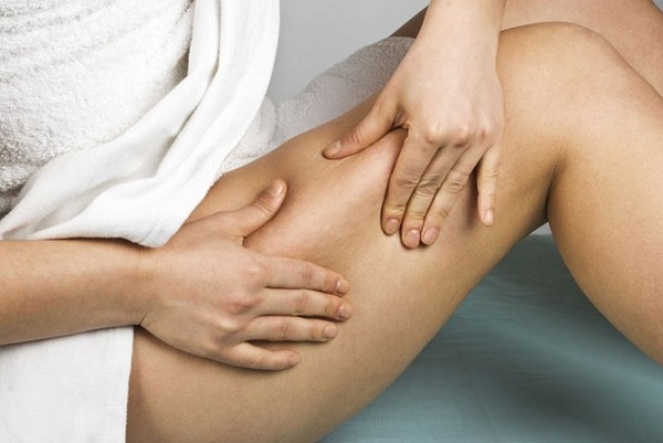 ECCO LE 5 ABITUDINI CHE CAUSANO LA CELLULITE - 08/10/2014