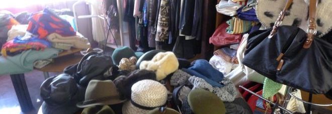 SHOPPING LOW COST, GLI ABITI ECONOMICI FANNO MALE ALLA SALUTE: ECCO I RISCHI CHE SI CORRONO - 04/11/2014