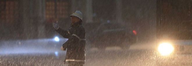 MALTEMPO A ROMA, BOMBA D'ACQUA IN ARRIVO. GRANDINATA E FORTE VENTO - 06/11/2014