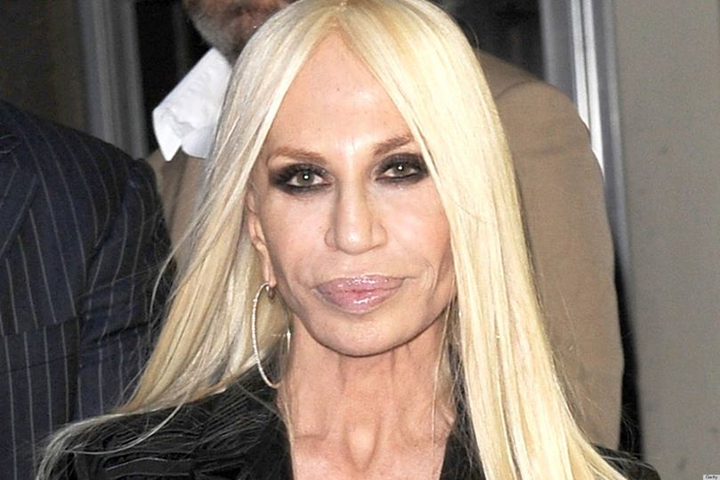 VE LA RICORDATE DONATELLA VERSACE? E' RICORSA PIU' VOLTE AL BOTULINO E ORA E' IRRICONOSCIBILE - 06/11/2014