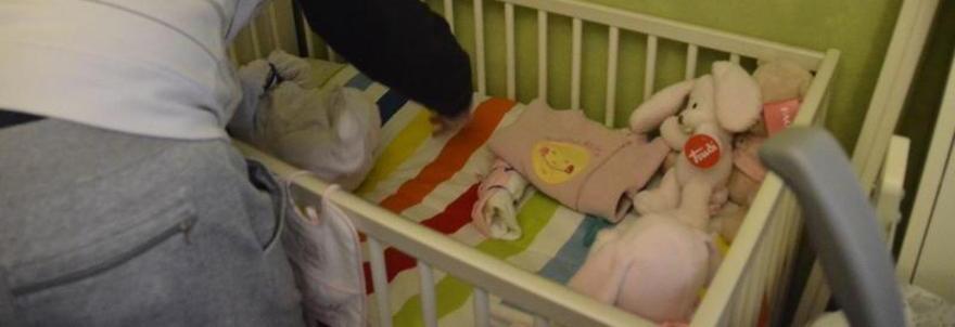 ADDIO MANUEL, RIMBOCCA LE COPERTE ALLA FIGLIOLETTA E MUORE D'INFARTO - 29/12/2014