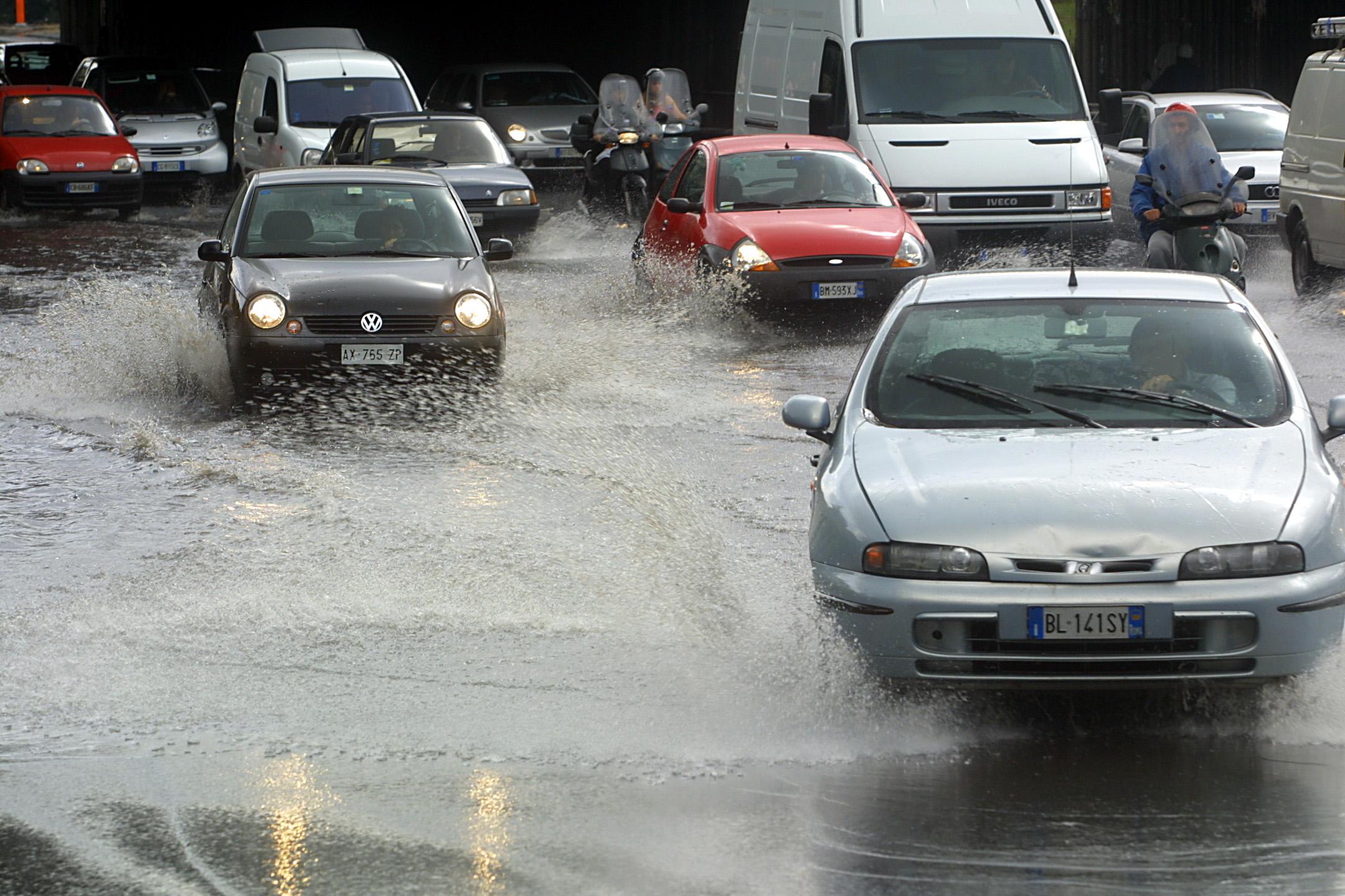 METEO, ALLARME ROSSO: NUOVA ONDATA DI MALTEMPO - PREVISIONI - 14/11/2014