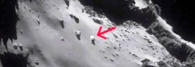 LA SONDA ROSETTA E LE FOTO SULLA COMETA: ''TRACCE DI COSTRUZIONI ALIENE'' - GUARDA - 07/01/2015