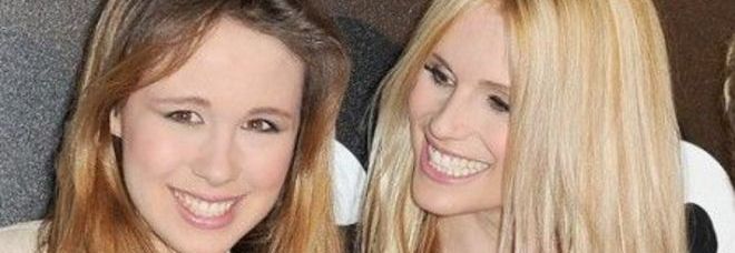 MICHELLE HUNZIKER DIFENDE LA FIGLIA AURORA DALLE POLEMICHE, ECCO COSA HA DETTO - 16/11/2014