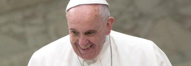IL PAPA HA UN SOSIA CHE GIRA PER ROMA: IL VATICANO HA SEGNALATO IL CASO ALL'ITALIA - 29/12/2014